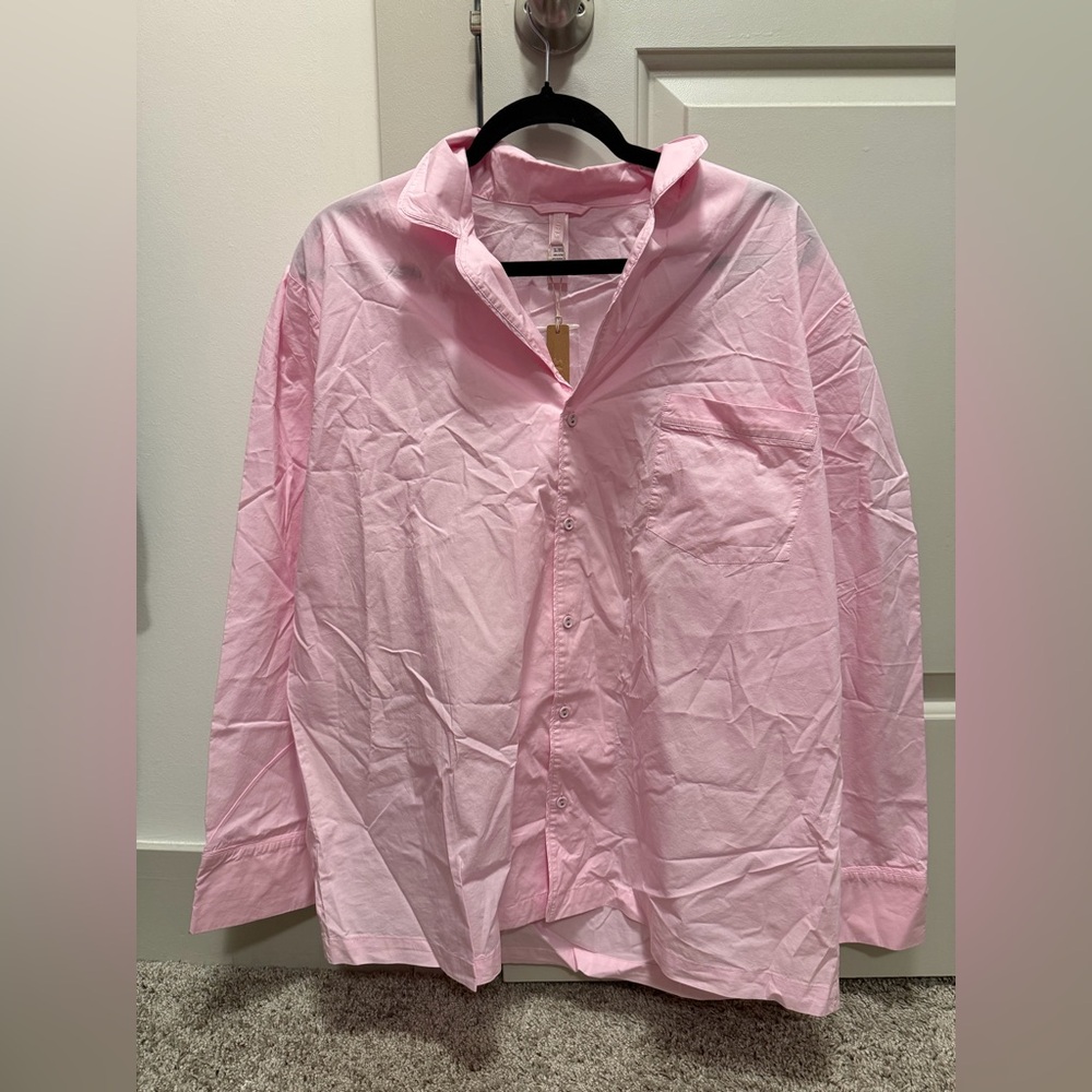 Skims Large Pink Button Up Sleep Top. 💕⚡️